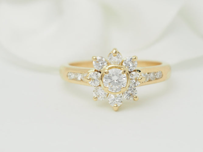 Bague 53 Bague marguerite en or jaune 18 ct et diamants 58 Facettes 33442