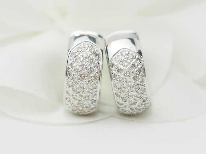 Boucles d'oreilles Boucles d’oreilles créoles en or blanc 18 kt et diamants 58 Facettes 33434