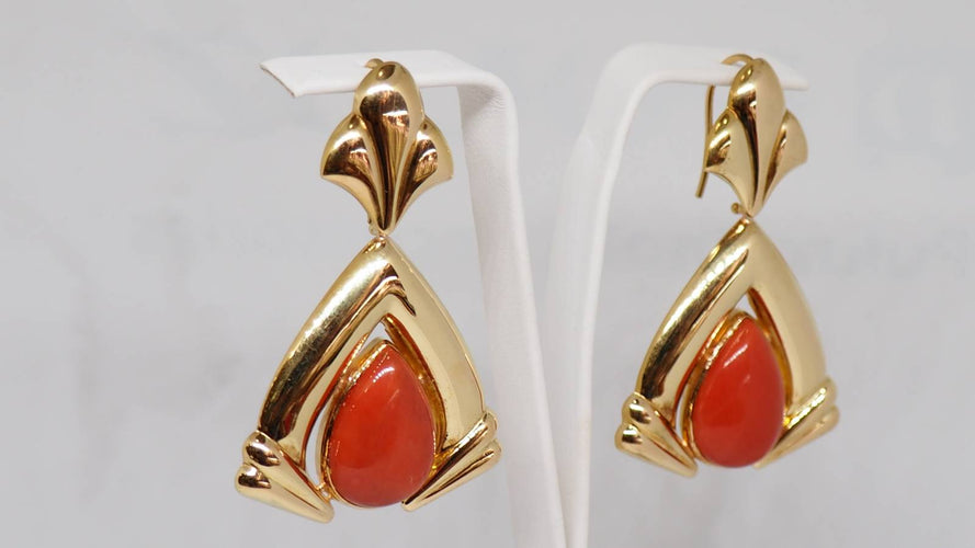 Boucles d'oreilles Boucles d’oreilles pendantes en or jaune 18 kt et corail 58 Facettes 29894