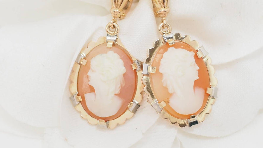 Boucles d'oreilles Pendants d'oreilles en or jaune 18 ct avec camée coquillage 58 Facettes 32620