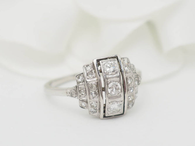 Bague 51 Bague Art déco en or blanc 18 ct, platine et diamants 58 Facettes 33255