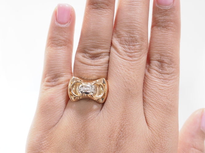 Bague 53.5 Bague Tank en or 18 kt et diamants 58 Facettes 33465