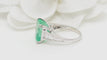 Bague 54 Bague en or blanc 18 ct avec émeraude de Colombie 7 ct et diamants 58 Facettes 32632