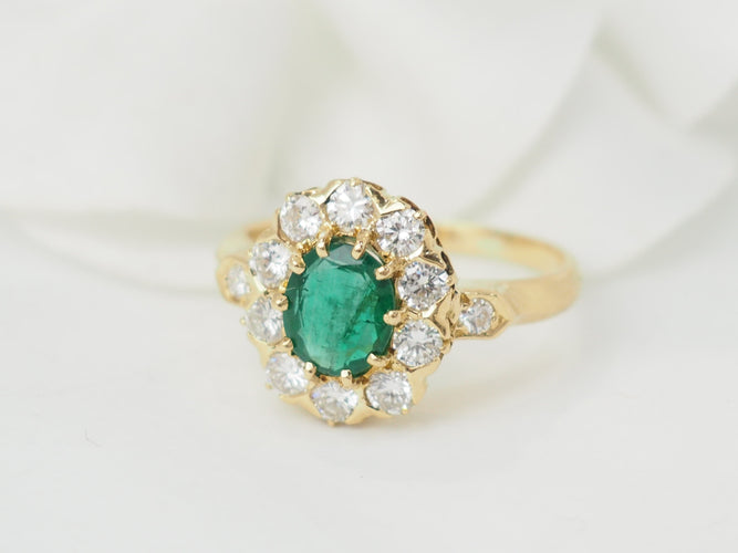 Bague 52 Bague marguerite en or jaune 18 kt, émeraude et diamants 58 Facettes 33514