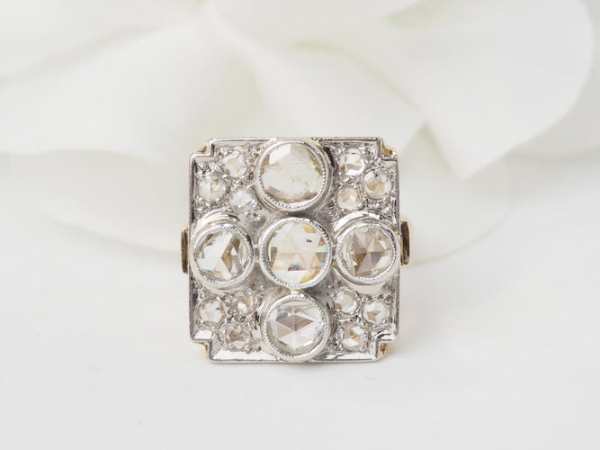 Bague 50 Bague ancienne en or jaune 18 ct et platine 900, diamants 58 Facettes 33539