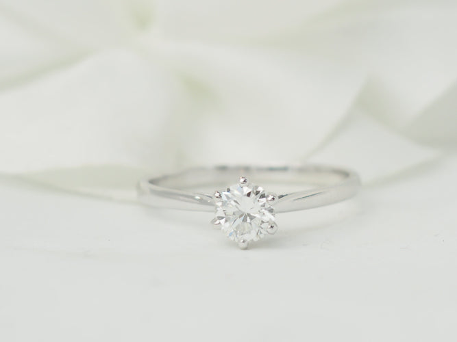 Bague 58 Solitaire - Bague en or blanc 18 kt et diamant 0,50 ct 58 Facettes 33535