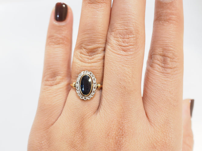 Bague 54.5 Bague Pompadour en or jaune 18 ct, saphir de Verneuil et diamants 58 Facettes 33562