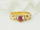 Bague 56 Bague ancienne en or jaune 18 kt avec rubis cabochon 58 Facettes 33630