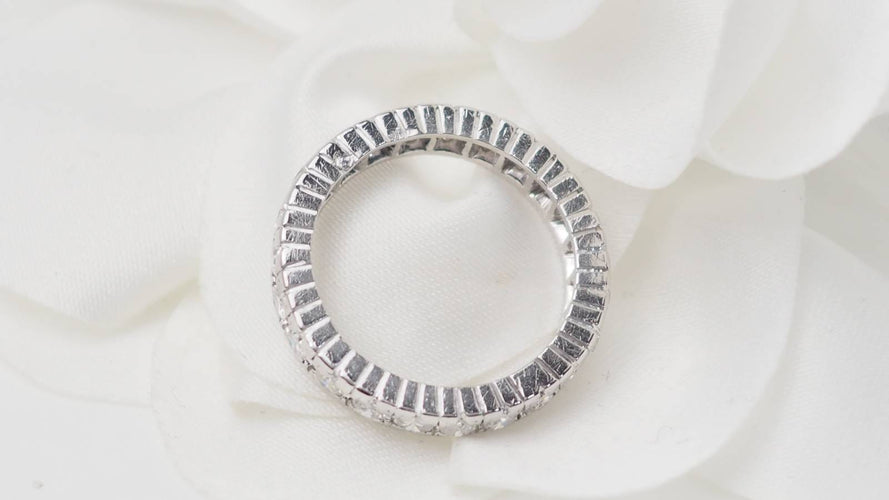 Bague 49 Alliance américaine tour complet en platine 850 et diamants 0,92 ct 58 Facettes 30685