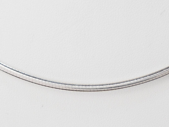 Collier Collier oméga en or blanc 18 kt 58 Facettes 32185