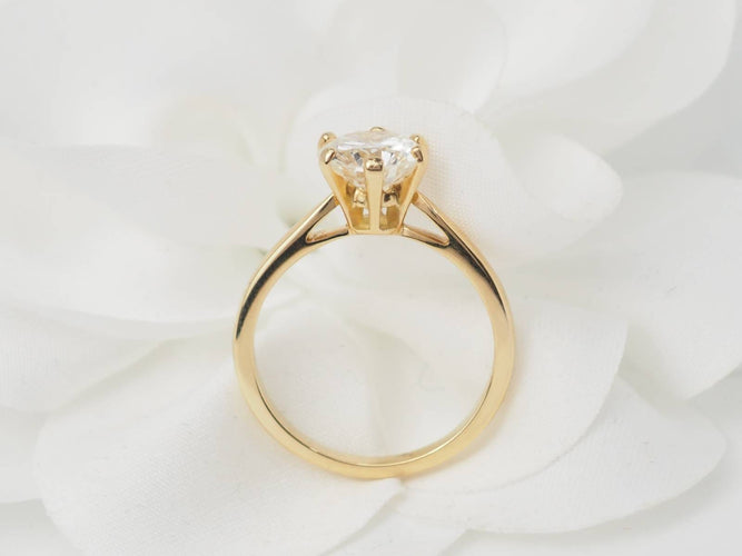 Bague 54 Bague solitaire en or jaune 18 kt et diamant 1,59 ct 58 Facettes 32058