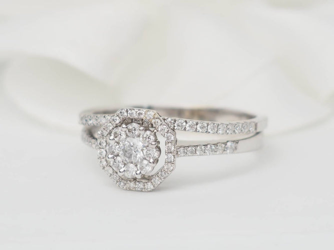 Bague 60 Bague solitaire en or blanc 18 kt et diamants 0,66 ct 58 Facettes 21835/30916