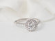 Bague 53 Bague solitaire en or blanc 18 kt et diamants 0,82 ct 58 Facettes 31189/30918