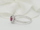 Bague 53 Bague marguerite en or blanc 18 ct, rubis 0,45 ct et diamants 58 Facettes 33178