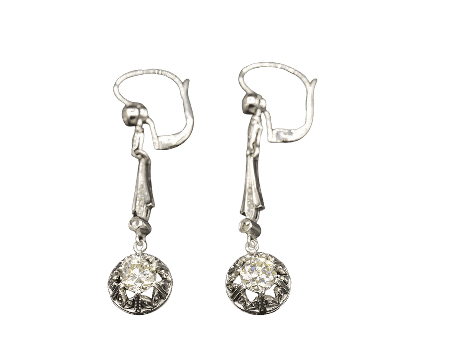 Boucles d'oreilles Dormeuses or blanc diamants 58 Facettes A10229