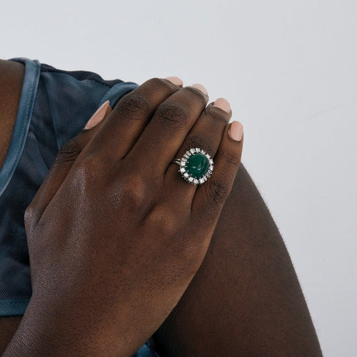 Bague 58 Bague cocktail or gris émeraude cabochon diamants 58 Facettes GU2