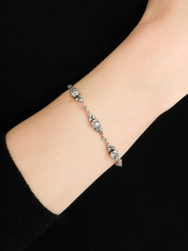 Bracelet Bracelet ancien articulé en or jaune 18k, argent et diamants 58 Facettes BO/11029