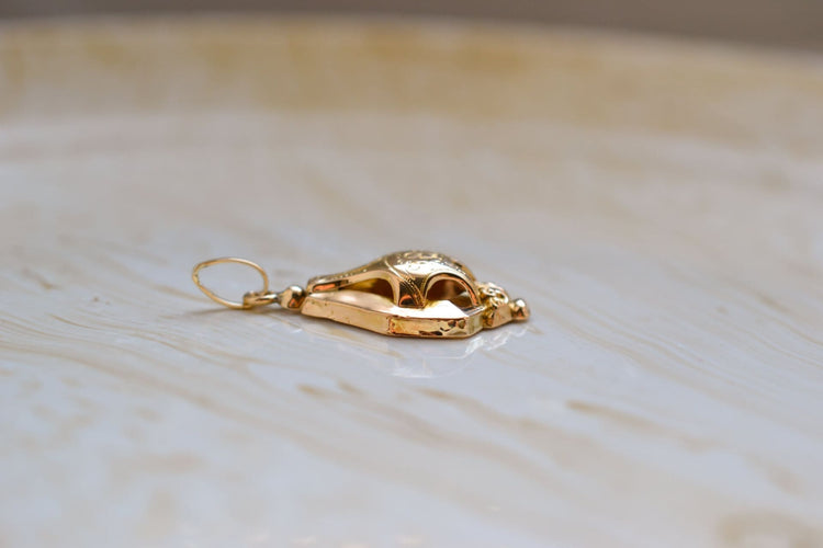 Pendentif Pendentif Napoléon III floral en or jaune 18 carats 58 Facettes Ref.2531