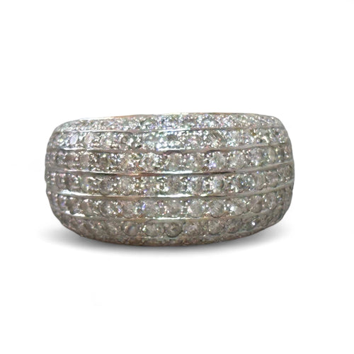 Bague 54 Bague pavée de diamants en or 18 carats 58 Facettes 330