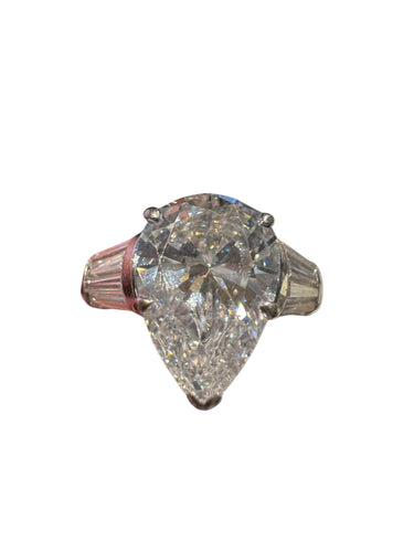 Bague Bague Diamant Poire 2,88 ct et Baguettes 58 Facettes