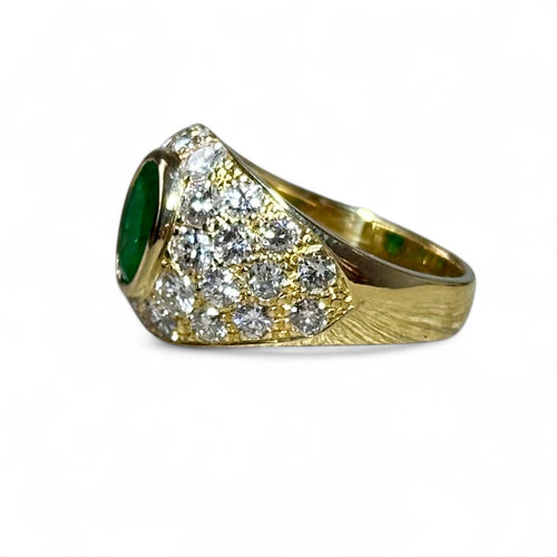 Bague 53 Bague dôme en or 18 carats avec émeraude et diamants 58 Facettes 287