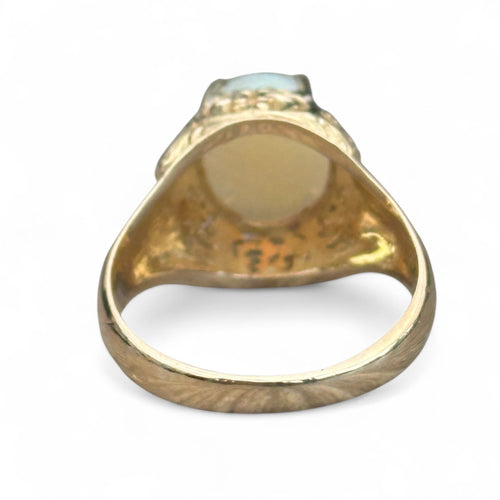 Bague 51 Bague ancienne ajourée en or 18 carats sertie d’une opale cabochon 58 Facettes 321