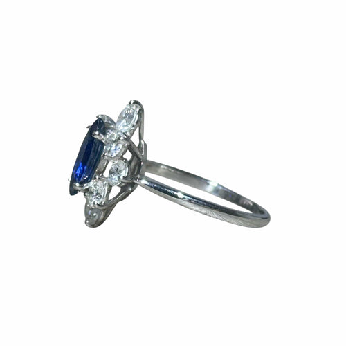 Bague 53 Bague marquise saphir et diamants en or jaune 18 carats 58 Facettes 88