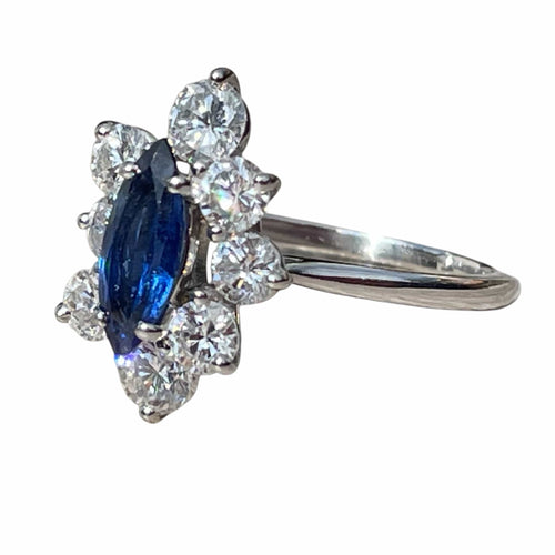 Bague 53 Bague marquise saphir et diamants en or jaune 18 carats 58 Facettes 88