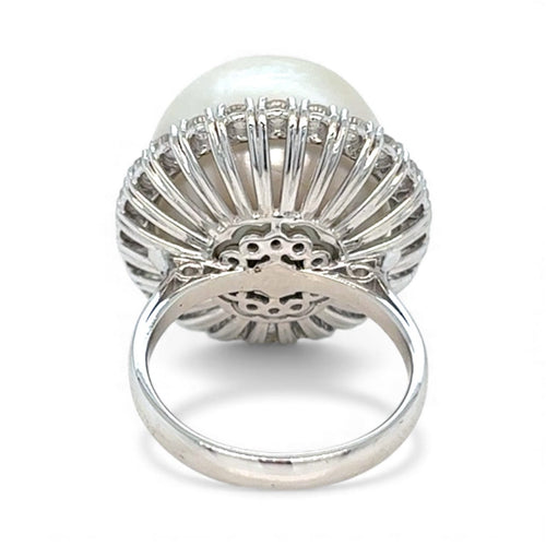 Bague 54 Bague rétro en or blanc 18k, perle des mers du Sud et diamants 58 Facettes