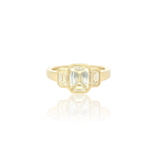 Bague 52.5 Bague trilogy en or jaune 18k et diamants taille émeraude 58 Facettes