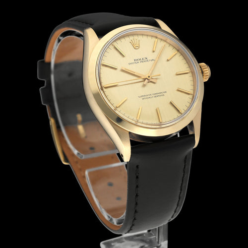 Montre Rolex Oyster Perpetual 34 réf. 1002 - Montre en or jaune, cadran brossé or 58 Facettes ROL/OOP/187