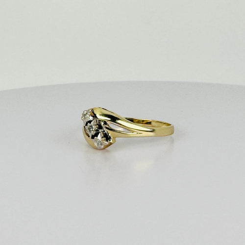 Bague Bague vintage en or jaune 14 ct avec 3 diamants 58 Facettes 2512014