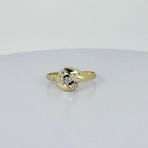 Bague Bague vintage en or jaune 14 ct avec 3 diamants 58 Facettes 2512014
