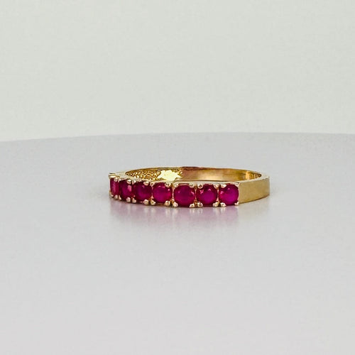 Bague Bague vintage en or jaune 14 carats et rubis 58 Facettes 2601099