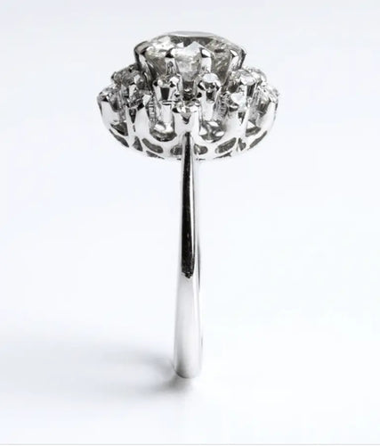 Bague Bague en or blanc 18 ct avec diamant 2 ct taille vieille Europe 58 Facettes 7617