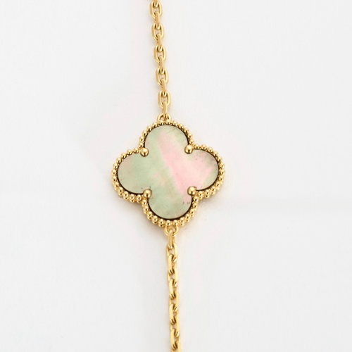 Collier VAN CLEEF & ARPELS - Magic Alhambra - Collier Sautoir, or jaune, onyx et nacre 58 Facettes