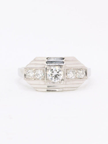 Bague 53 Bague Art déco à gradins en platine et diamants 58 Facettes 1125