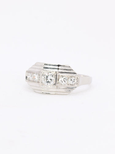 Bague 53 Bague Art déco à gradins en platine et diamants 58 Facettes 1125