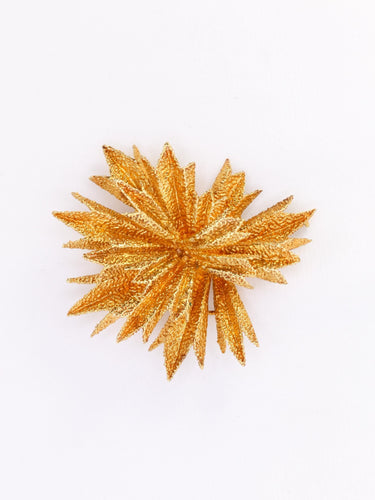 Broche OJ Perrin - Broche étoile en or jaune 18 carats 58 Facettes 1126.3