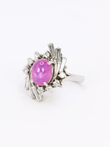 Bague 49.5 Bague marguerite en platine, rubis étoilé et diamants 58 Facettes 1131.2