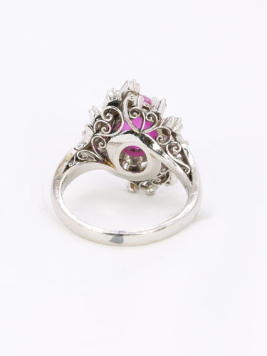 Bague 49.5 Bague marguerite en platine, rubis étoilé et diamants 58 Facettes 1131.2