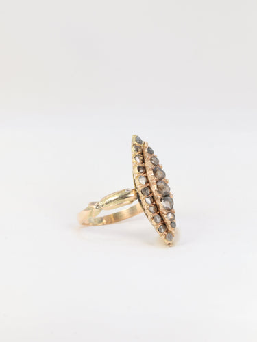 Bague 53.5 Bague marquise ancienne en or jaune 14k et diamants salt & pepper 58 Facettes 318
