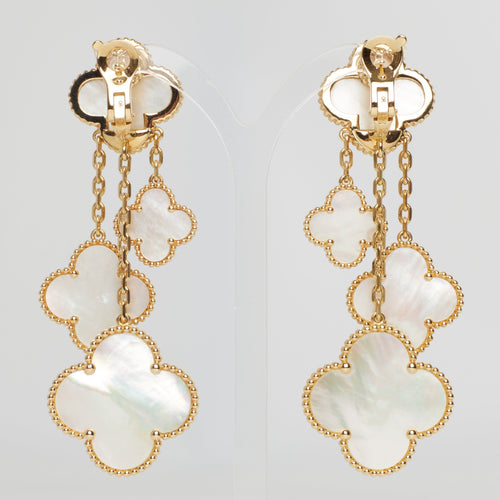 Boucles d'oreilles Van Cleef & Arpels Magic Alhambra - Boucles d’oreilles 4 motifs en or jaune et nacre 58 Facettes