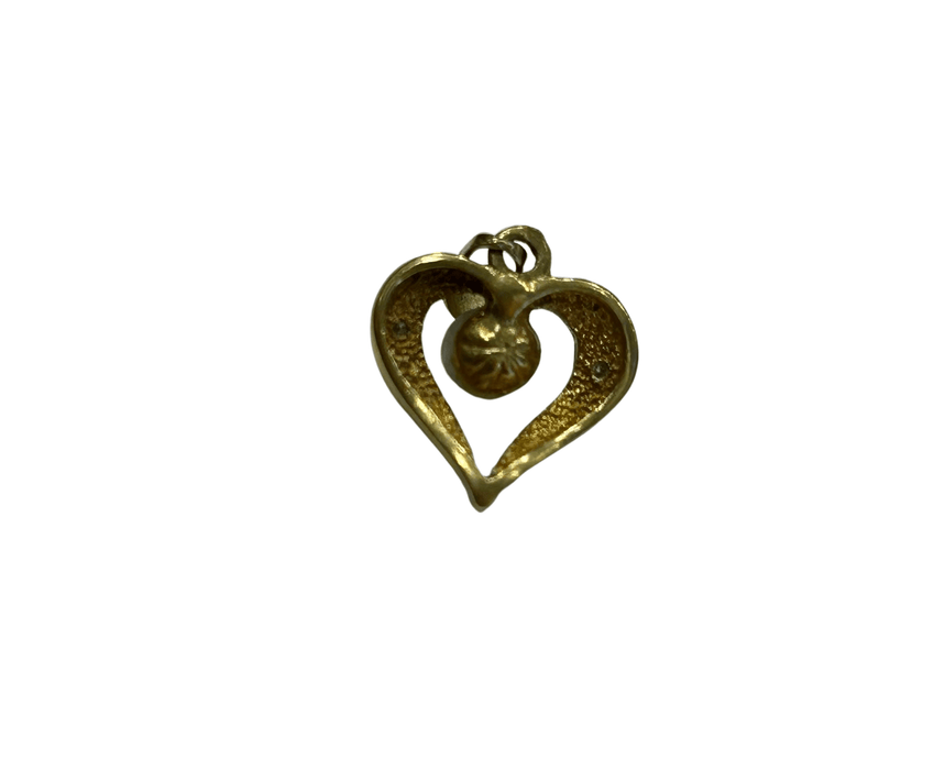 Pendentif Pendentif coeur 2 ors diamants et perle 58 Facettes LP425