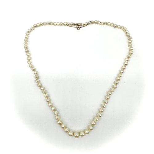 Collier Collier en or jaune 750 et perles de culture 58 Facettes Z1351656
