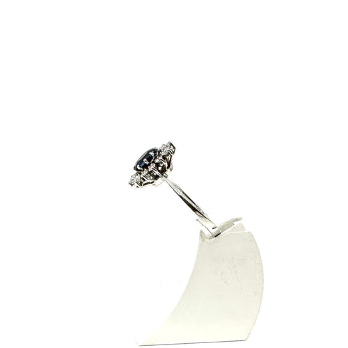 Bague 59 Bague en or blanc 750 avec saphir ovale et diamants 58 Facettes Z1351890