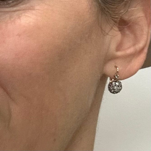 Boucles d'oreilles Boucles d’oreilles dormeuses en platine et or jaune 750, diamants 58 Facettes Z15B51724