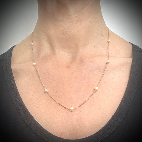 Collier Collier en or jaune 750 millièmes et perles de culture 58 Facettes Z15B51727