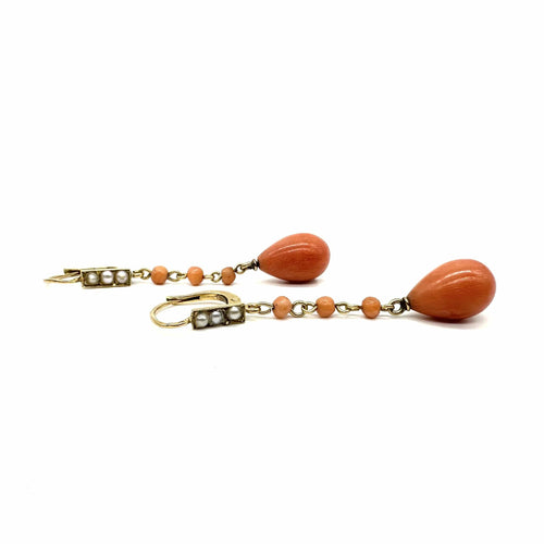 Boucles d'oreilles Boucles d’oreilles dormeuses en or jaune 750, corail et demi-perles 58 Facettes Z15B51736