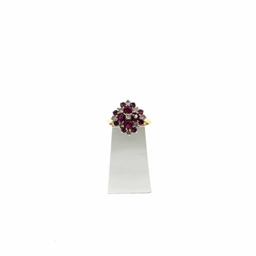 Bague 53 Bague en or jaune 750 avec rubis et diamants 58 Facettes Z15B51748